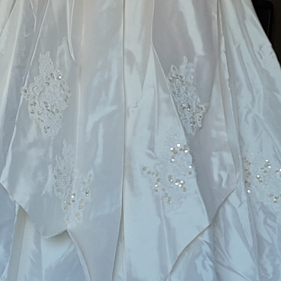 Moonlight Collection Wedding Dress By Carol Hai - Picture 6 of 8